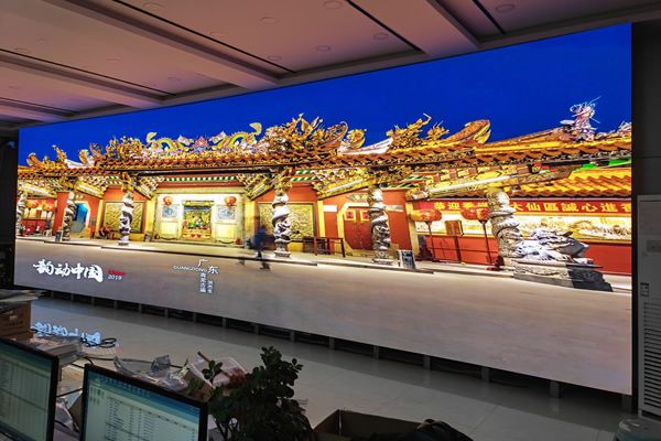 COB顯示屏和SMD顯示屏哪個好？